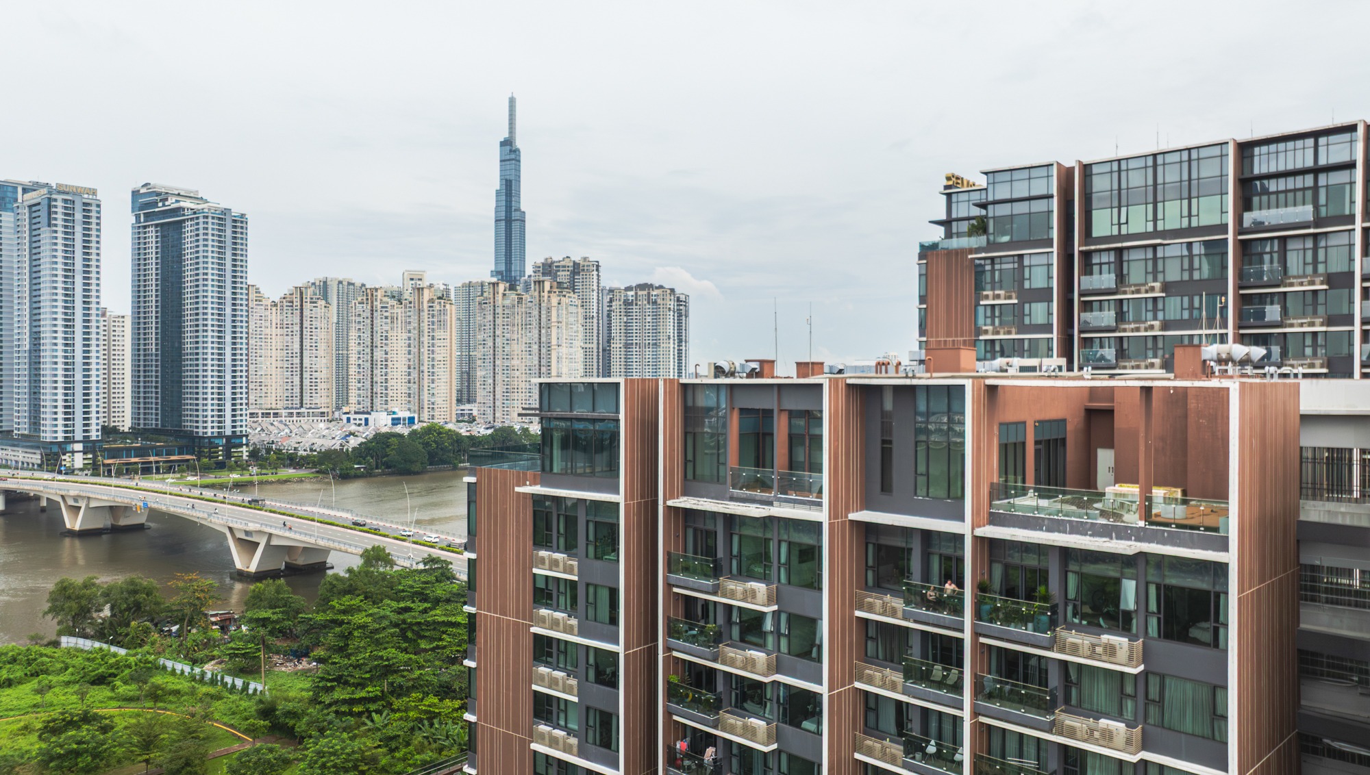 Giá chung cư mới TP.HCM tăng gần 21%/năm, bất ngờ xuất hiện dự án mở bán giai đoạn sau tăng sốc tới 50% - Ảnh 1.