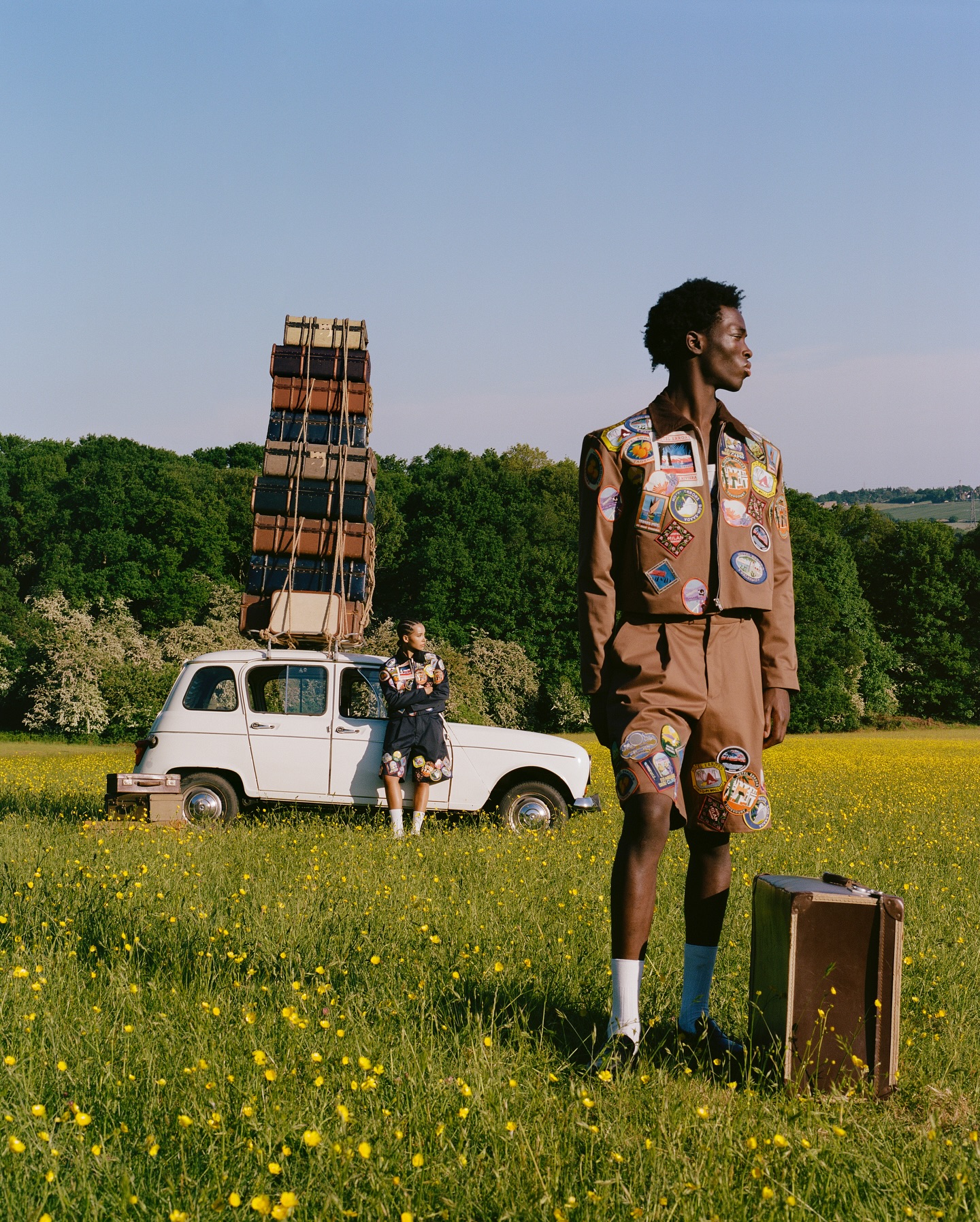 Tốn 1,5 triệu mũi thêu cho một chiếc quần, làm áo len họa tiết tinh xảo như tranh vẽ: Brand nào làm đồ đỉnh vậy?- Ảnh 18.