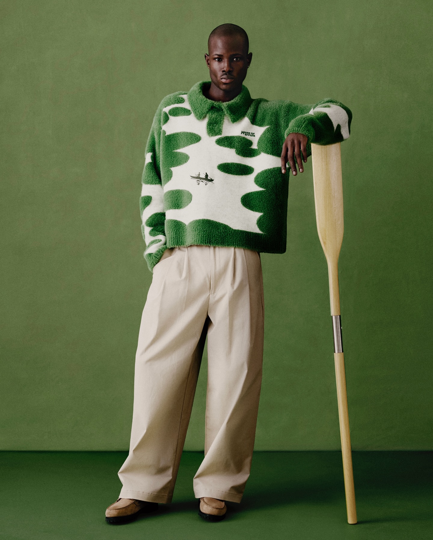 Tốn 1,5 triệu mũi thêu cho một chiếc quần, làm áo len họa tiết tinh xảo như tranh vẽ: Brand nào làm đồ đỉnh vậy?- Ảnh 6.