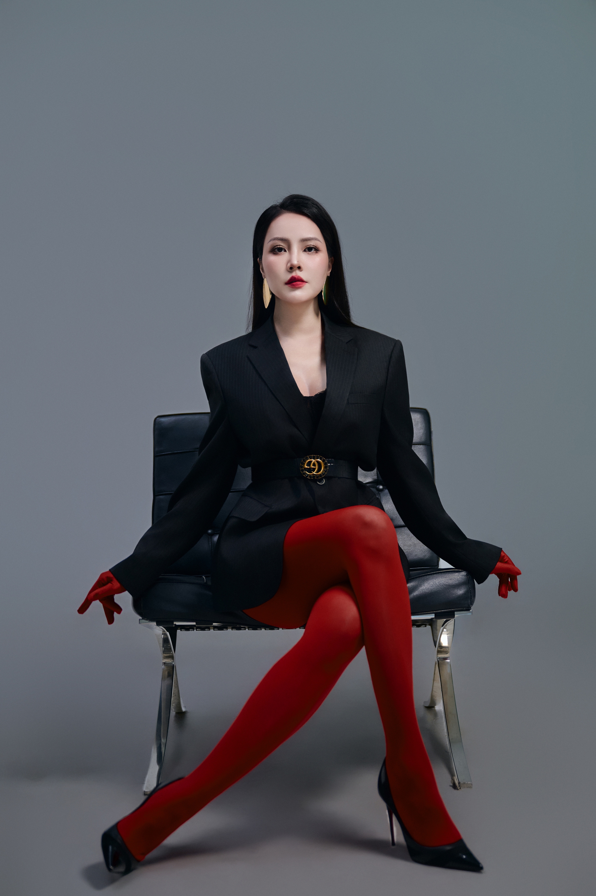 Á hậu Thụy Vân gây chú ý với hình ảnh khác lạ sau sinh lần 2- Ảnh 2.