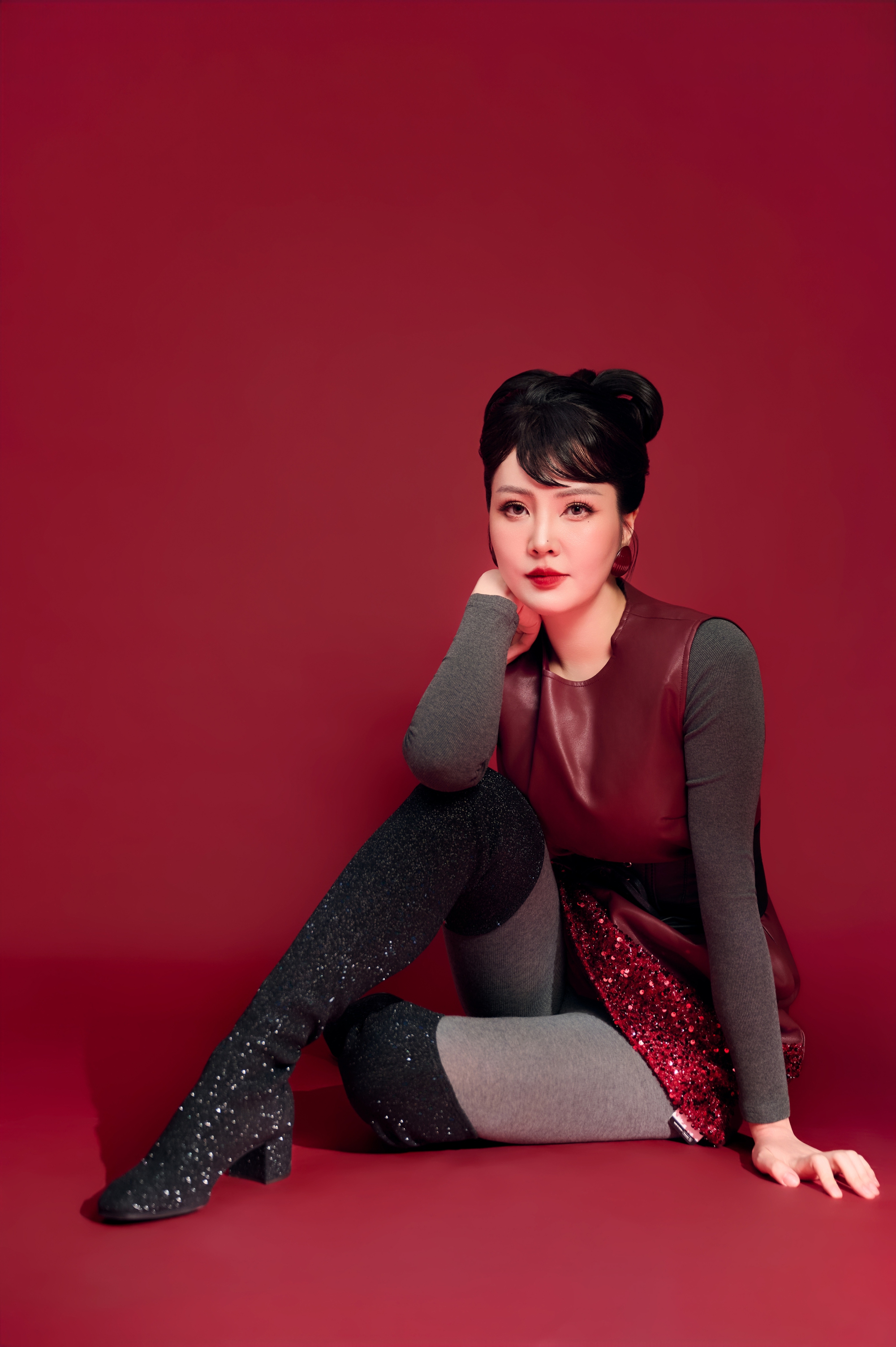 Á hậu Thụy Vân gây chú ý với hình ảnh khác lạ sau sinh lần 2- Ảnh 3.