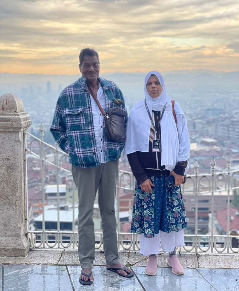 Người bán nước mía gây bất ngờ khi đặt chân tới 10 quốc gia- Ảnh 2.