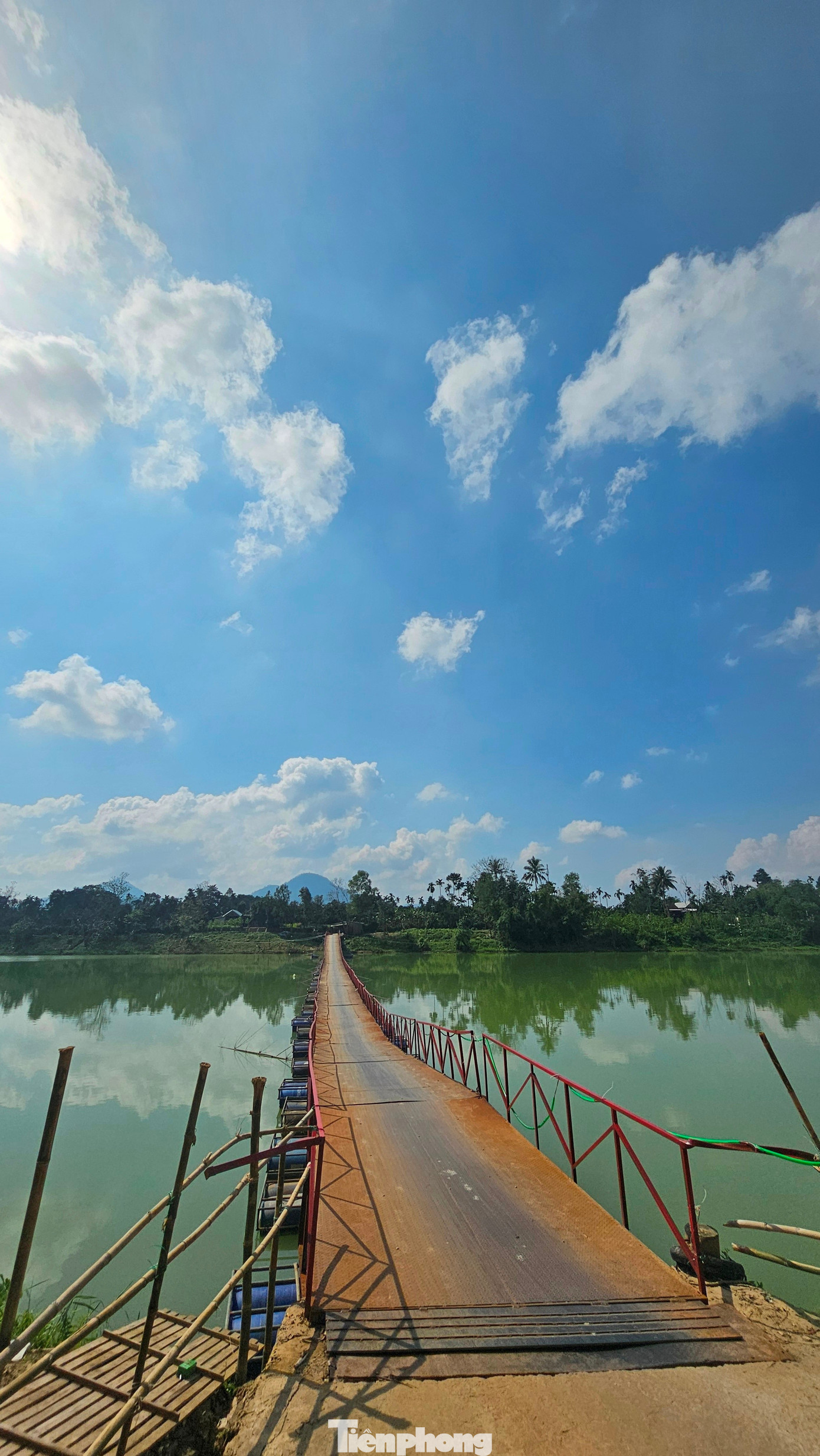 Nối xong cầu phao bị lũ cuốn đứt trên thượng nguồn sông Hương- Ảnh 10.