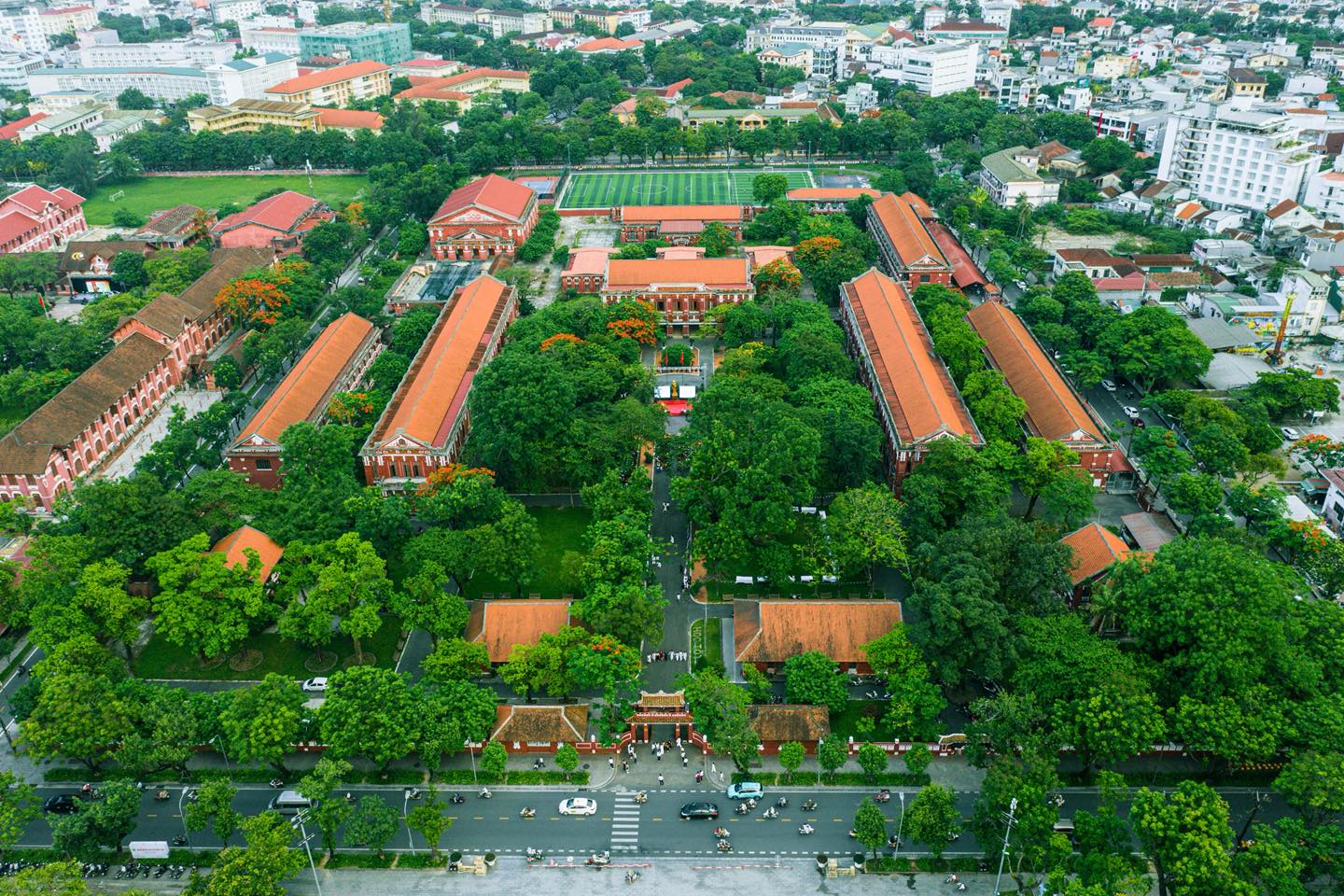 Ở Việt Nam, có một ngôi trường duy nhất được công nhận là di tích lịch sử quốc gia đặc biệt- Ảnh 1.