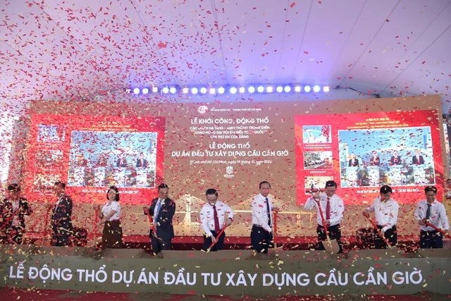 Hàng triệu người dân TP HCM vừa chứng kiến kỷ lục 240.000 tỷ, có 3 "đại gia" đảm nhận trọng trách lớn- Ảnh 8.