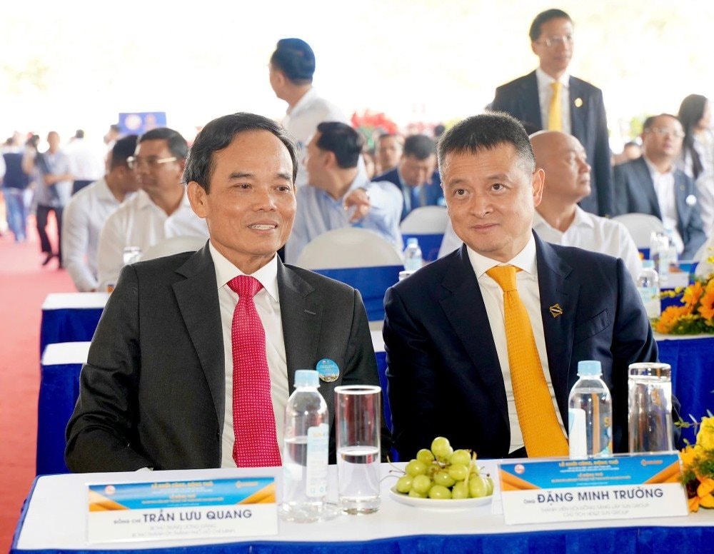 Hàng triệu người dân TP HCM vừa chứng kiến kỷ lục 240.000 tỷ, có 3 "đại gia" đảm nhận trọng trách lớn- Ảnh 5.