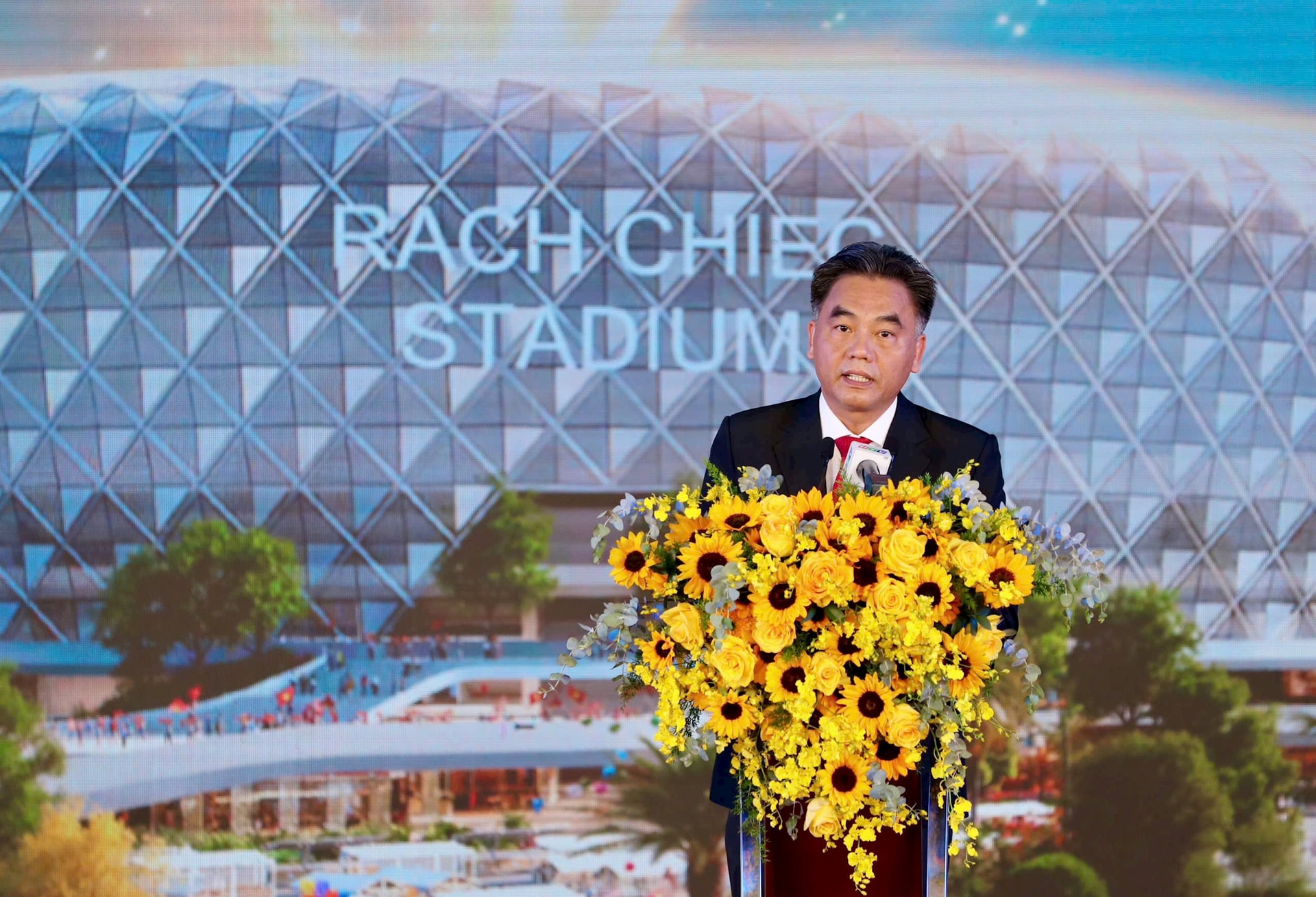 Hàng triệu người dân TP HCM vừa chứng kiến kỷ lục 240.000 tỷ, có 3 "đại gia" đảm nhận trọng trách lớn- Ảnh 3.