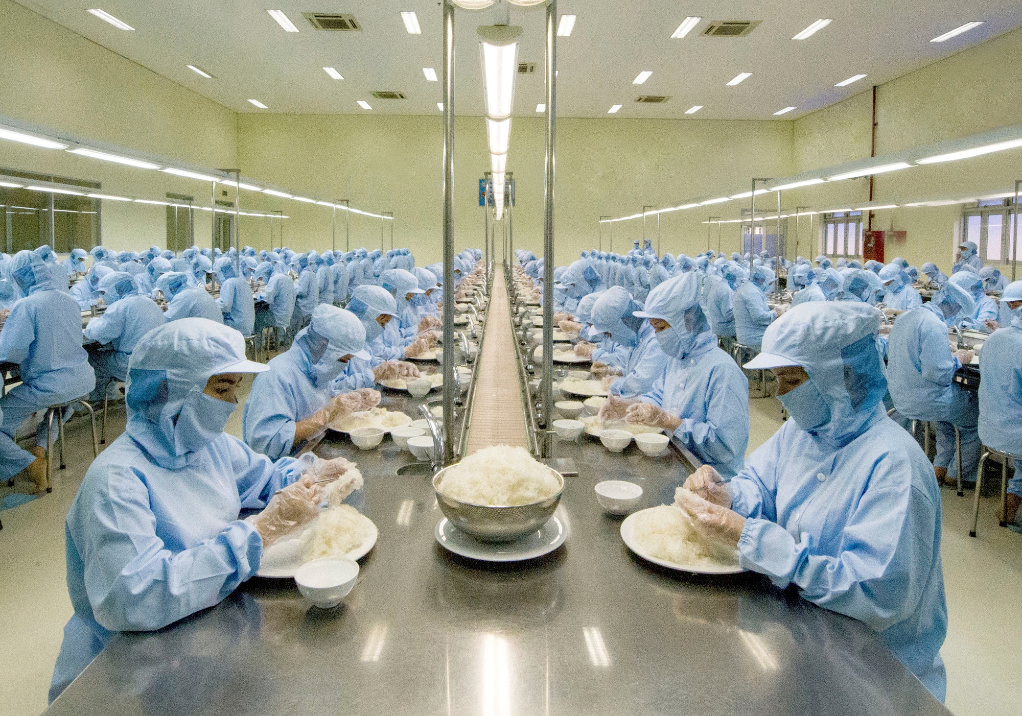 Khánh Hòa phấn đấu đến năm 2027 trực thuộc Trung ương - Ảnh 1.