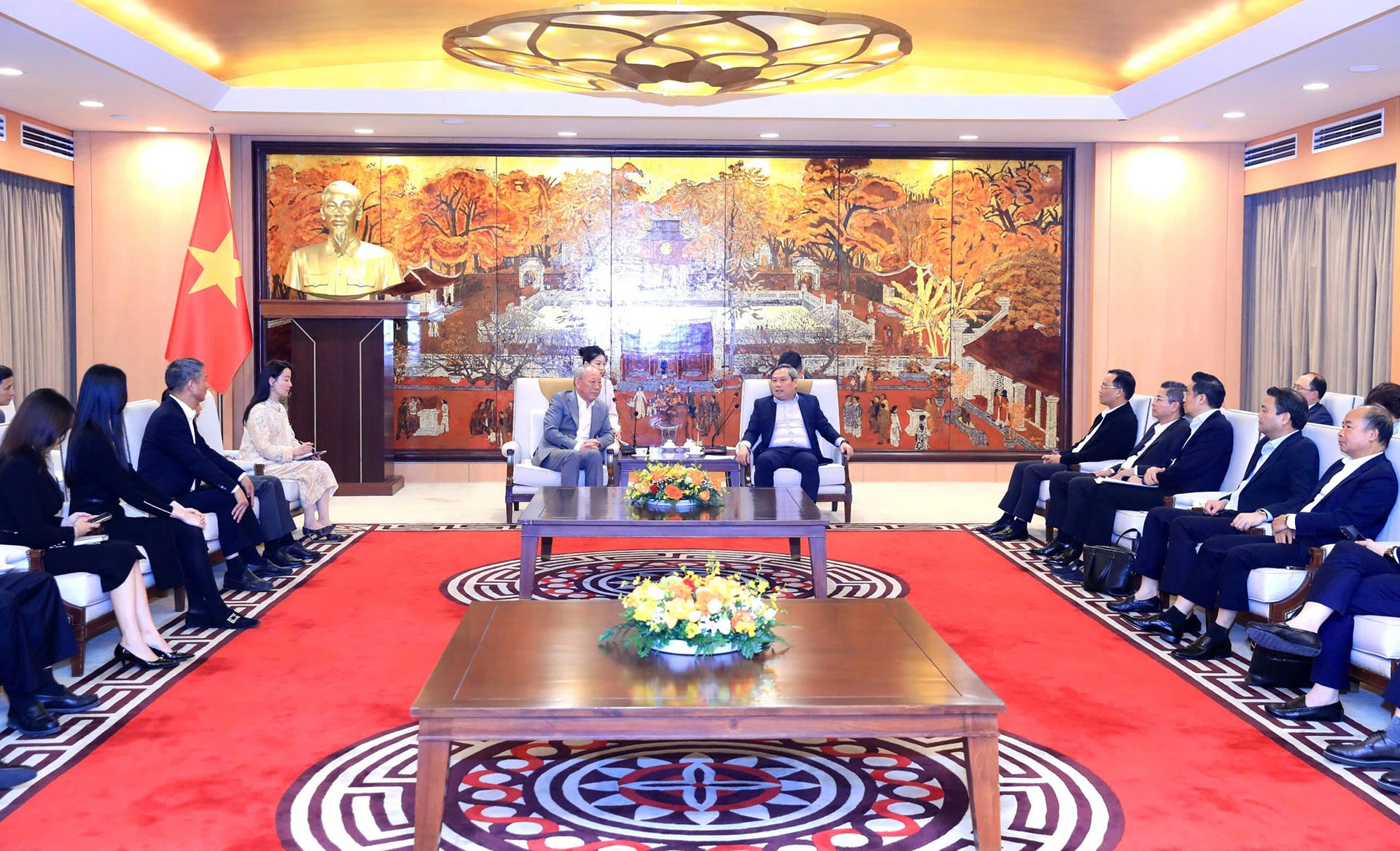 Trúng thầu dự án cầu Ngọc Hồi, cầu Tứ Liên, metro số 5 tại Hà Nội, lãnh đạo Tập đoàn Trung Quốc cam kết một điều - Ảnh 1.