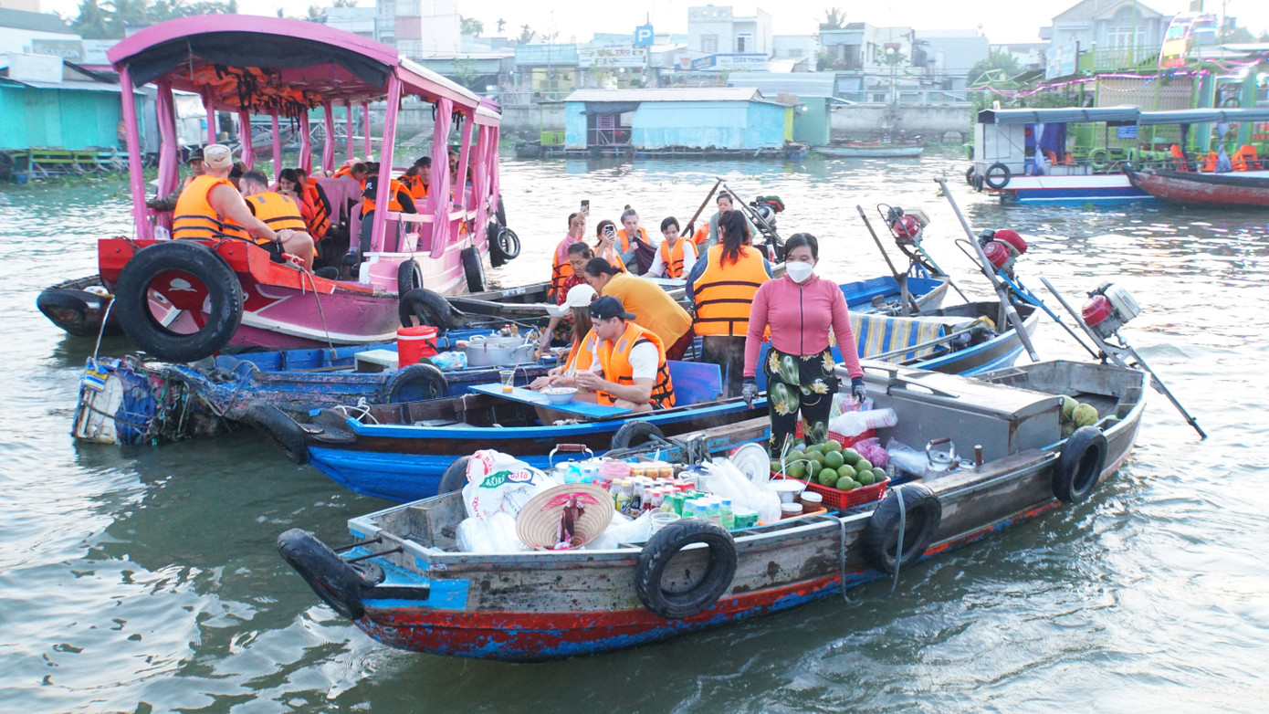 Cần Thơ thu gần 10.000 tỷ đồng từ du lịch- Ảnh 1.
