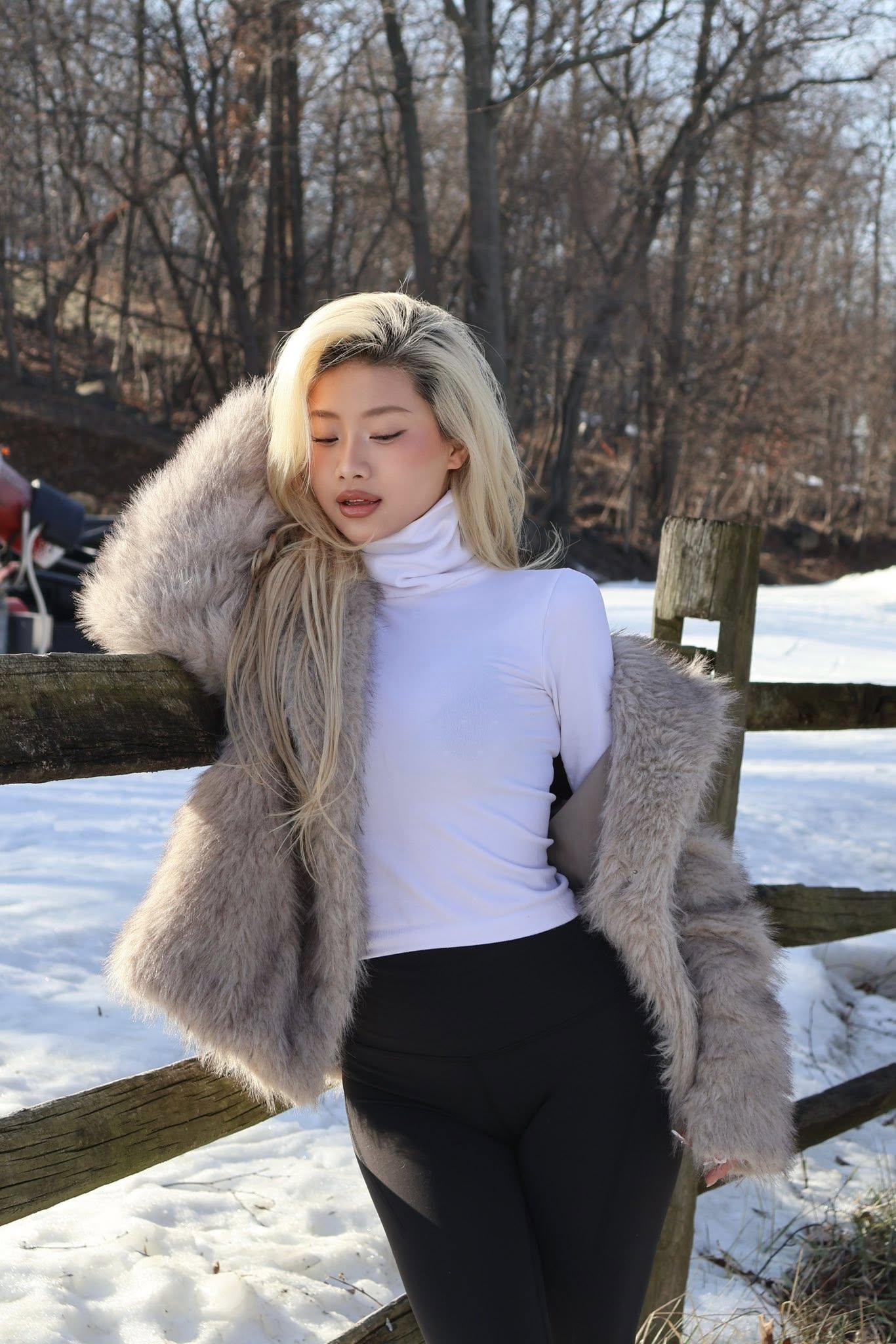 Louis Phạm lại "flex" sang chảnh, "xả kho" ảnh tình tứ bên bạn trai thiếu gia - Ảnh 8.