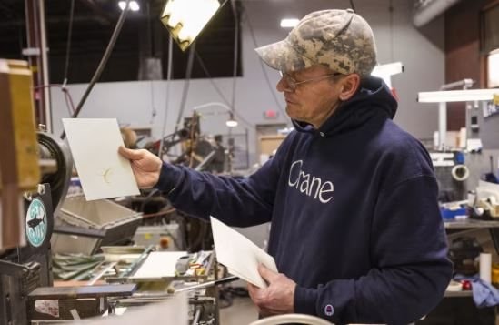 Đây là công việc AI không thể thay thế, sai số cho phép nhỏ hơn cả sợi tóc mảnh- Ảnh 3.