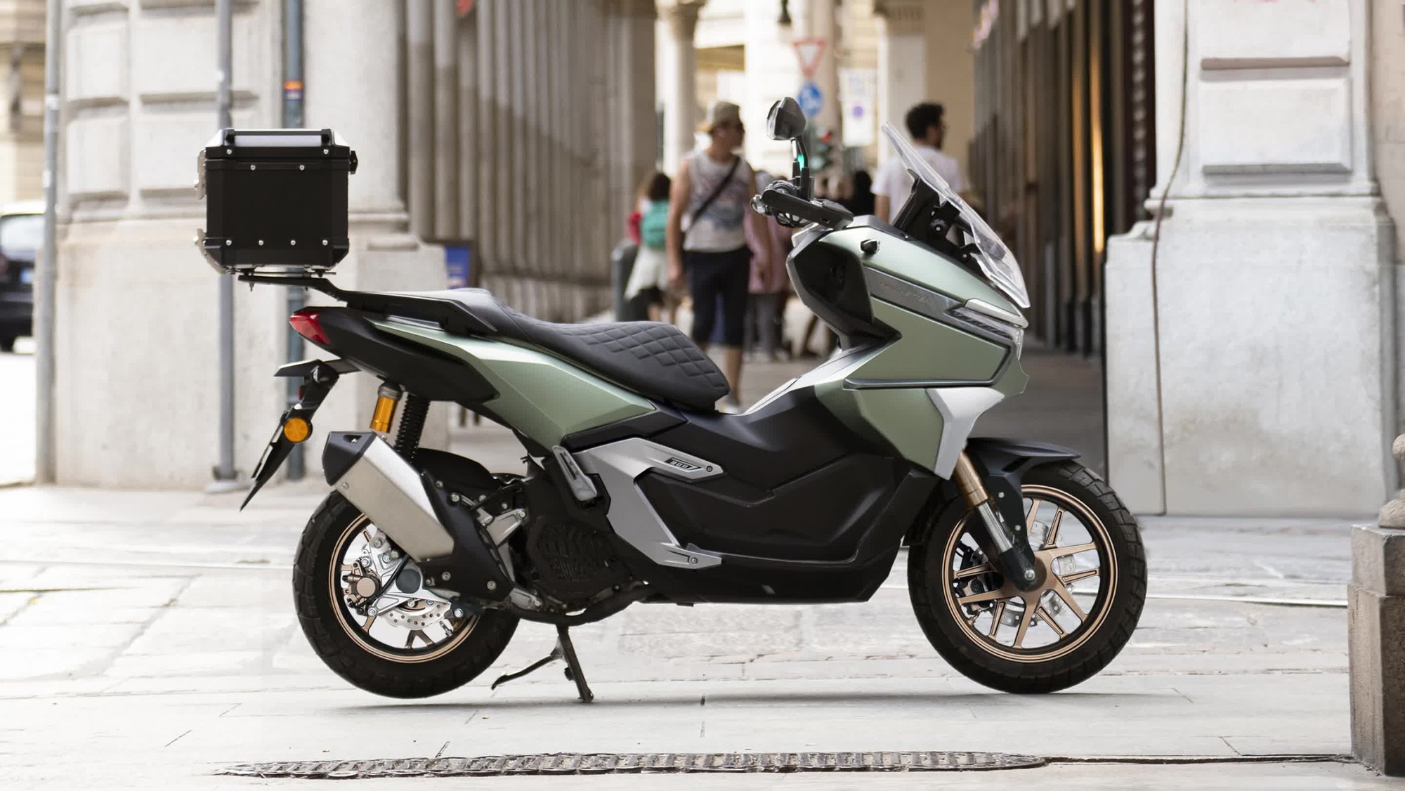 Nhẹ hơn đối thủ gần 40kg, mẫu xe tay ga 'độc lạ' này liệu có làm nên chuyện trước Honda và Yamaha?- Ảnh 5.