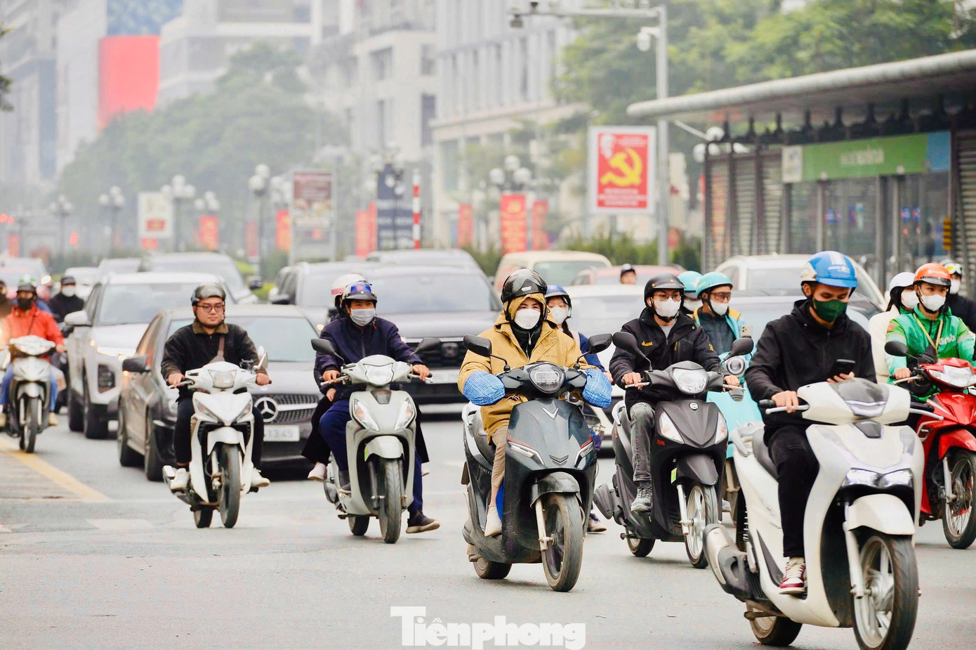 Diện mạo mới tại 'điểm nóng' Lê Văn Lương - Hoàng Minh Giám sau cải tạo- Ảnh 10.