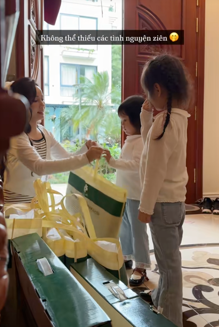 Khi hotmom là "phú bà": Sống trong dinh thự triệu đô, vẫn dạy con từ những điều nhỏ nhặt nhất - Ảnh 7.