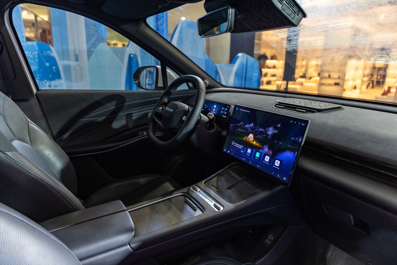 Omoda C7 chính thức nhận cọc tại Việt Nam: Giá dự kiến từ 839 triệu đồng, quyết đấu Mazda CX-5 bằng cấu hình PHEV và bảo hành 1 triệu km- Ảnh 5.