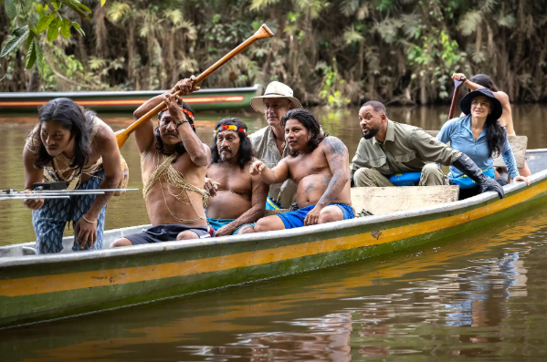 Will Smith chạm trán nghẹt thở với loài rắn khổng lồ mới ở Amazon: Dài tới 5m, cơ thể dày ngang thân cây - Ảnh 2.