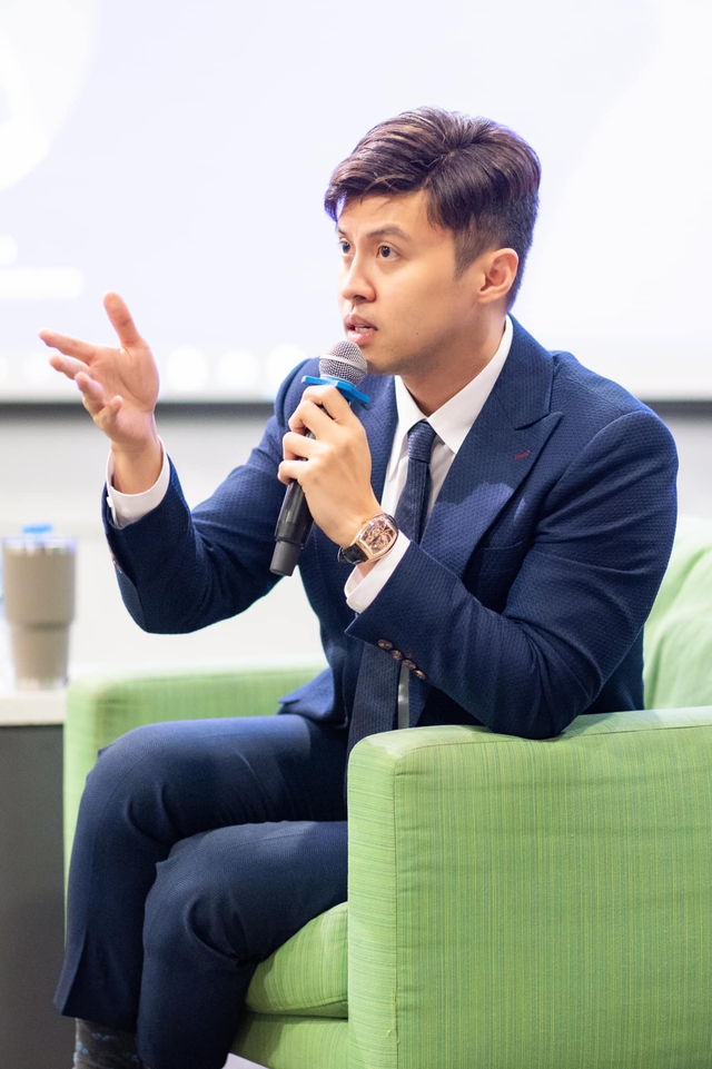 Shark Khoa: Muốn vượt tôi các bạn trẻ phải làm 14 tiếng và đọc 6 quyển sách, dân 