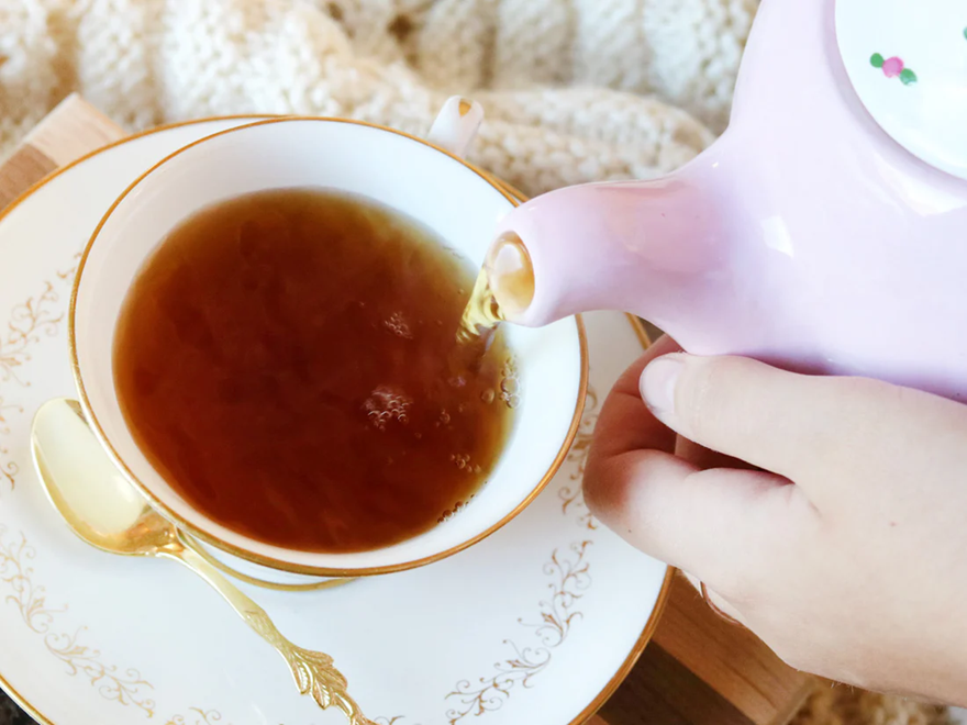 4 loại nước bình thường rất tốt nhưng tuyệt đối KHÔNG uống khi bụng đói- Ảnh 2.