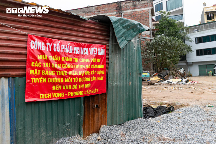 Người Hà Nội tất bật dọn nhà, bàn giao mặt bằng phục vụ thi công Vành đai 2,5- Ảnh 11.