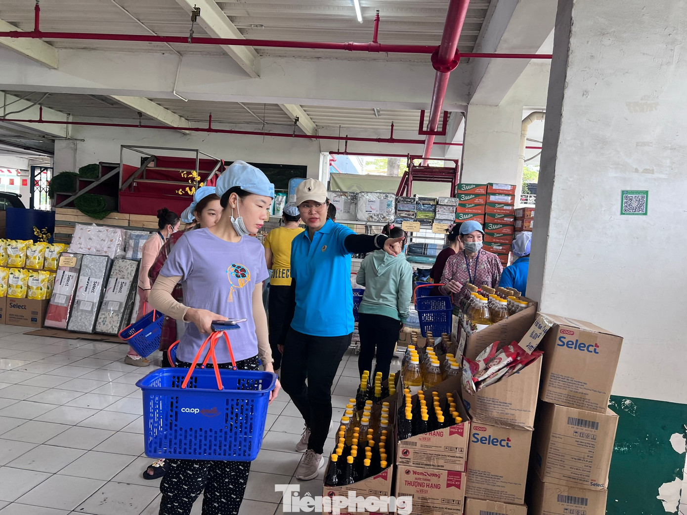 Công ty đông lao động nhất TPHCM thưởng Tết ra sao?- Ảnh 1.