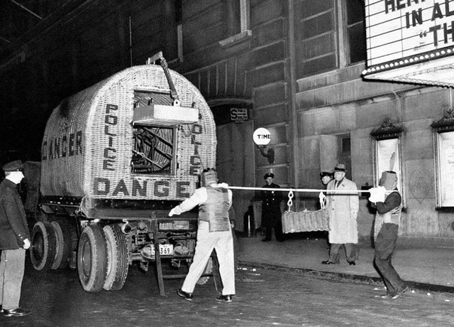 Vì sao một người được chẩn đoán mắc chứng tâm thần phân liệt thể hoang tưởng lại có thể làm rung chuyển New York bằng 22 quả bom- Ảnh 4.