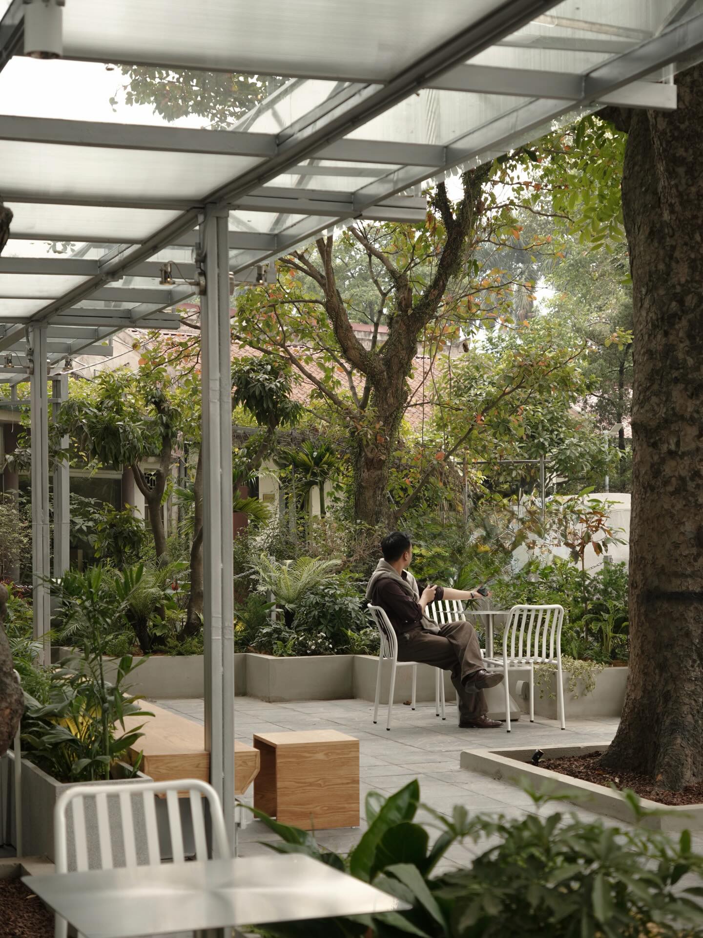 3 quán cà phê nằm gọn trong khuôn viên Bảo tàng Hồ Chí Minh, giới trẻ Thủ đô thi nhau truyền tai- Ảnh 19.