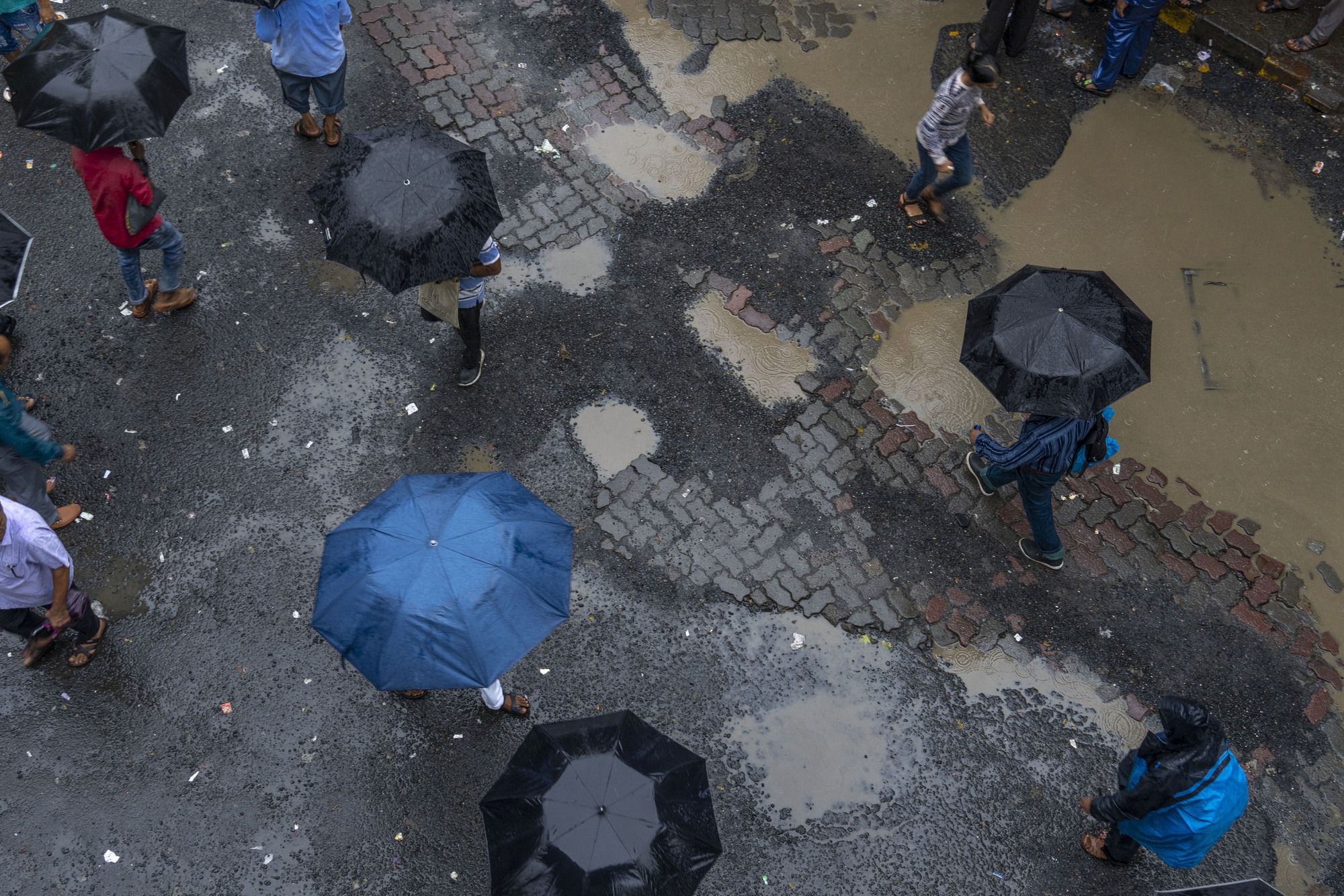 Dùng AI "săn" ổ gà trên đường tại Ấn Độ - Ảnh 1.