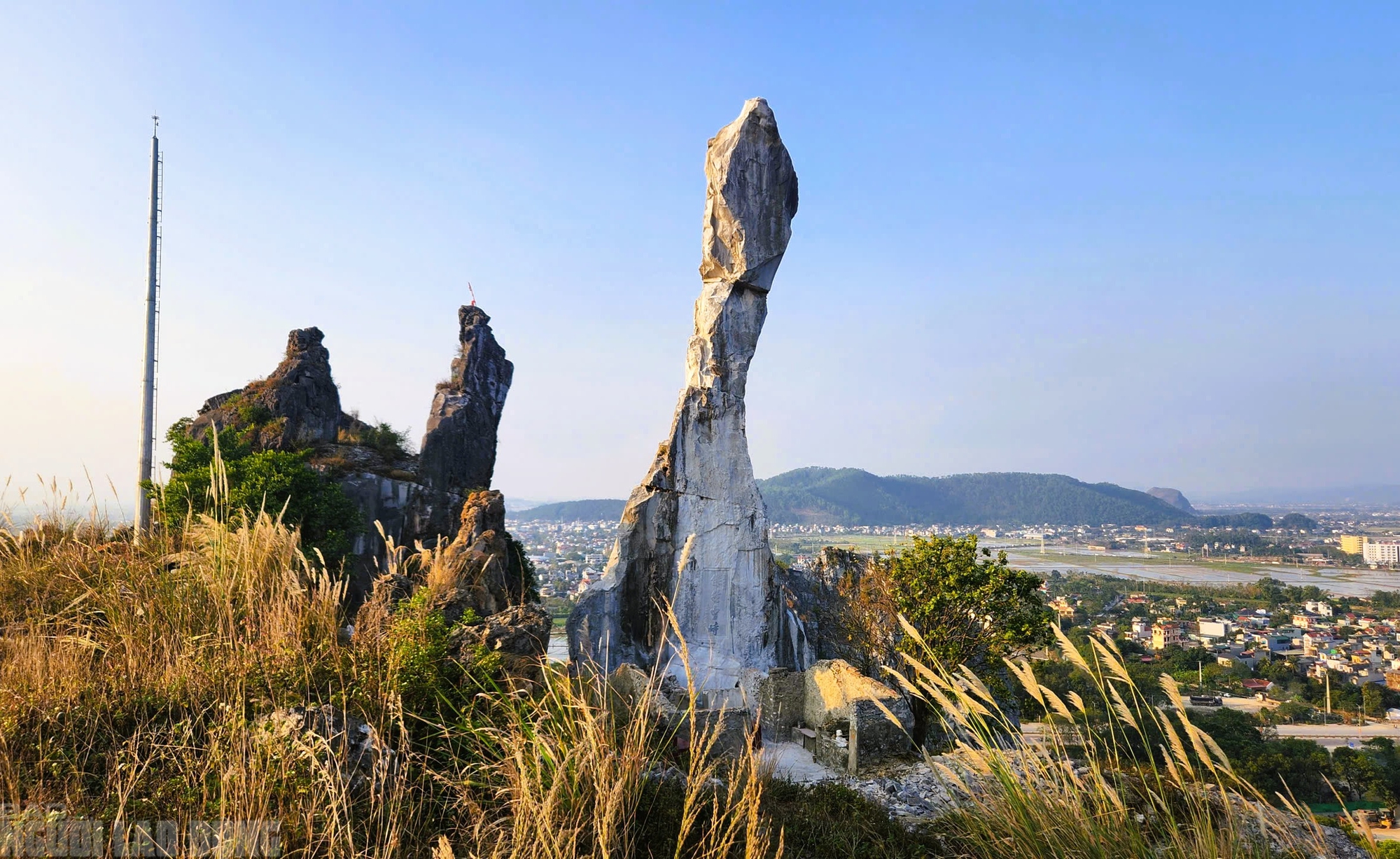 Chủ đầu tư nói về số tiền 17 tỉ đồng gia cố Hòn Vọng Phu- Ảnh 4.