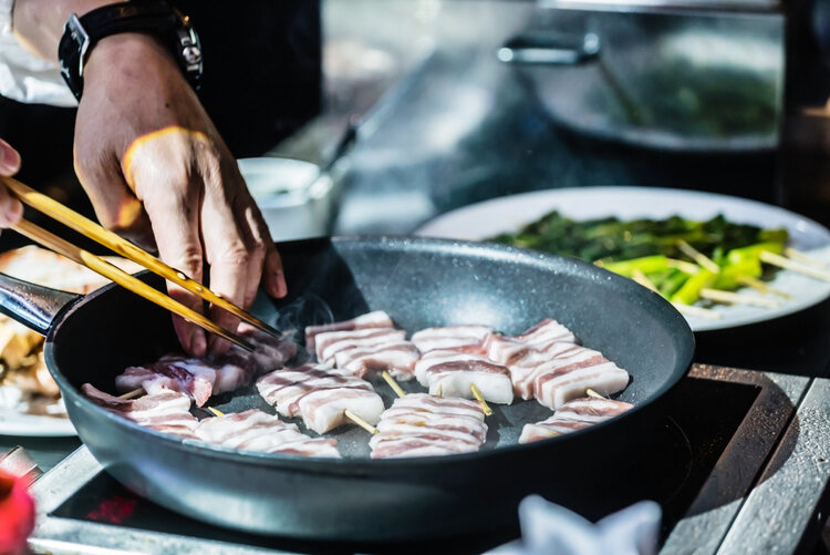 Loại chảo có thể làm tăng gấp 3 lần nguy cơ gan nhiễm mỡ, thậm chí gây ung như, người Việt dùng cực nhiều- Ảnh 1.