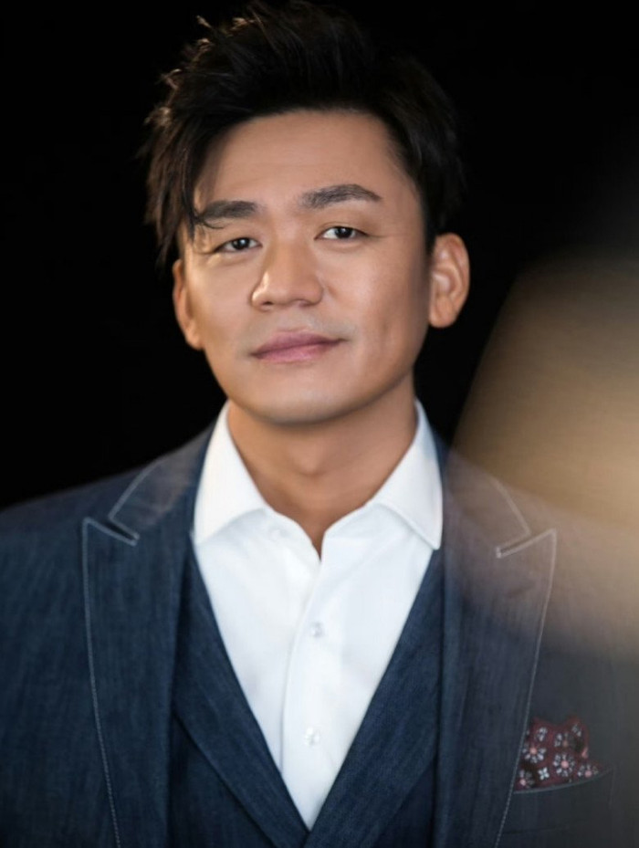 Kiếm 19 tỷ/tháng nhờ bắt chước người nổi tiếng - Ảnh 9.