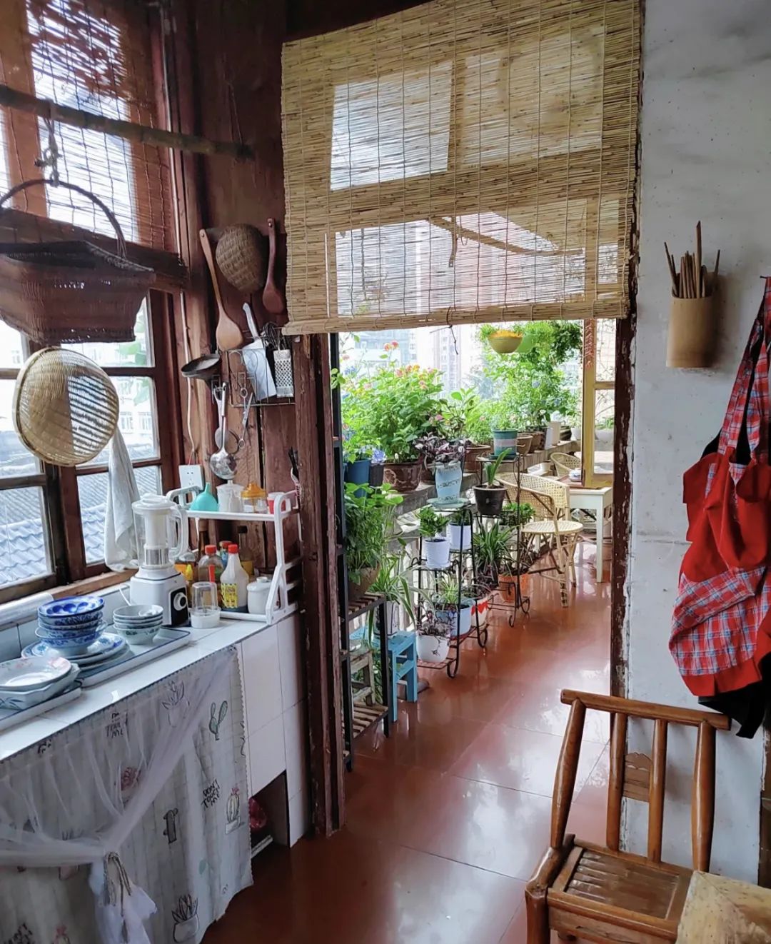 3 ngôi nhà của thế hệ trước: Không mới, không sang nhưng bước vào là thấy dễ thở lạ thường- Ảnh 16.