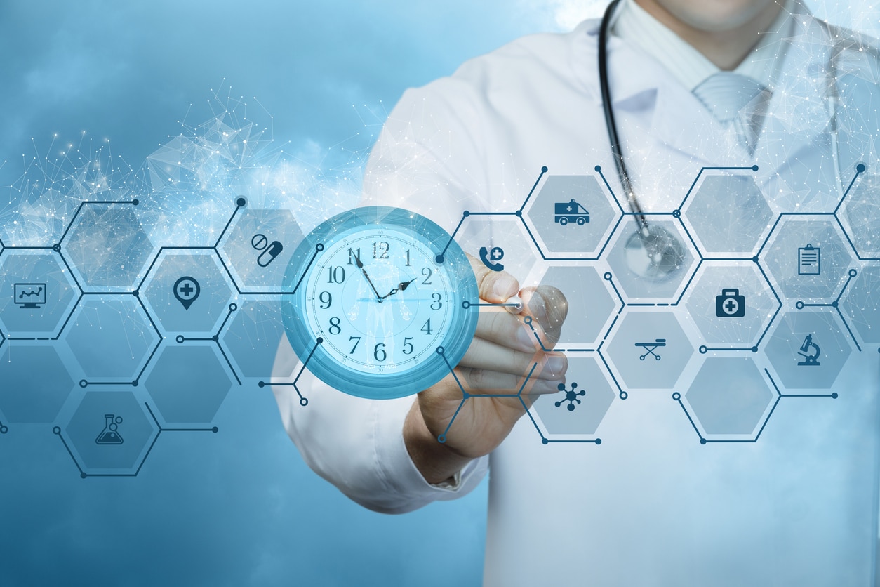 Vị bác sĩ 78 tuổi nói mình "trẻ lại" hơn 20 năm tiết lộ: Làm 6 điều tối thiểu này, tuổi thọ khác hẳn - Ảnh 3.