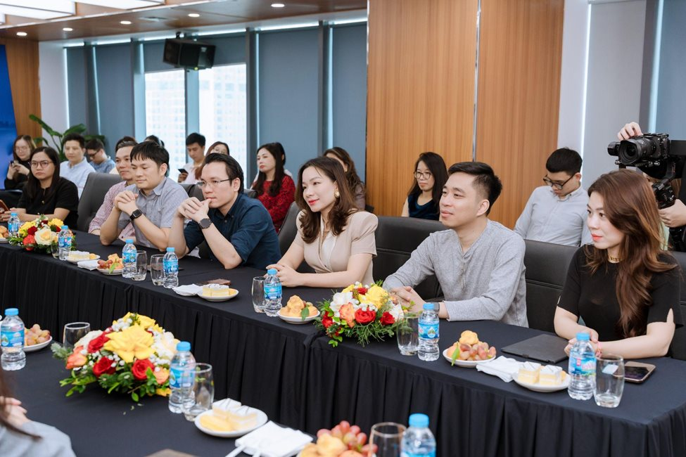 ADMICRO và Goldsun Media ký kết hợp tác chiến lược, mở rộng giải pháp truyền thông tích hợp Digital – OOH cho khách hàng doanh nghiệp- Ảnh 1.