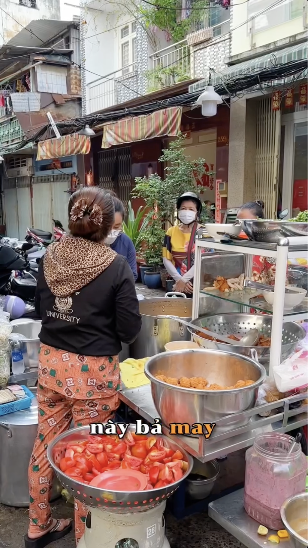 Những quán núp hẻm “gia trưởng” nhất TPHCM, đi sai ngày thì có tiền cũng không bán- Ảnh 4.