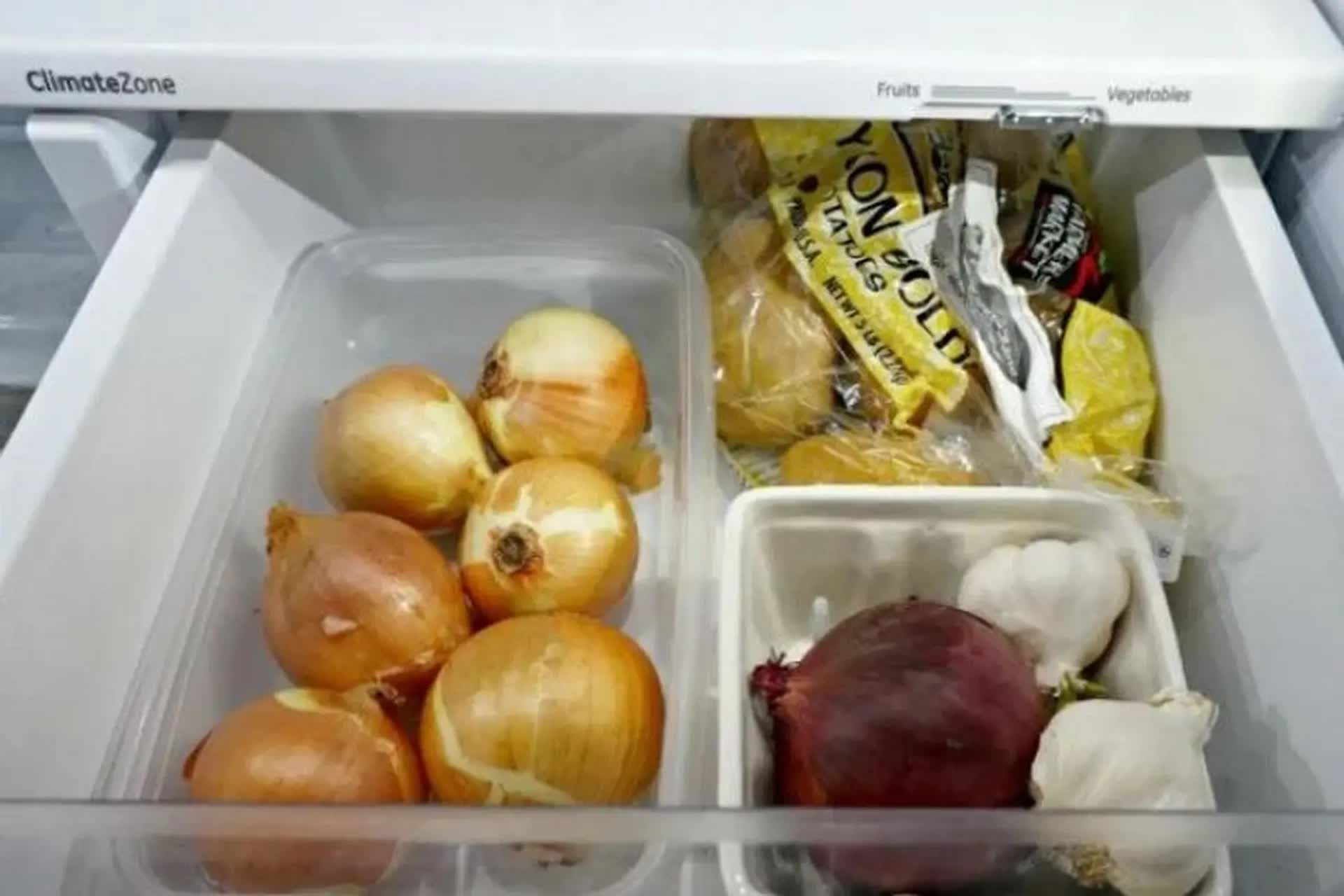 8 loại đồ ăn sợ hỏng mấy cũng không cho vào tủ lạnh - Ảnh 2.