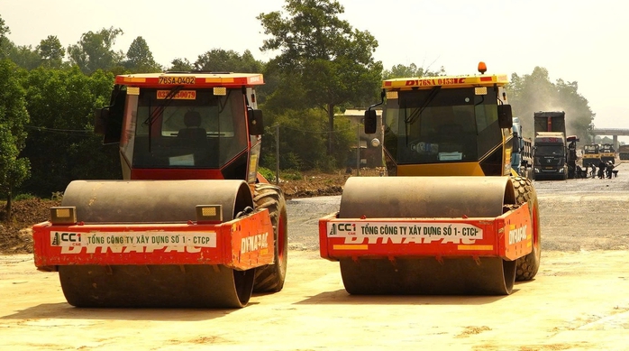 Thi công sân bay Long Thành và cao tốc biên hòa - Vũng Tàu xuyên Tết 2026 - Ảnh 4.