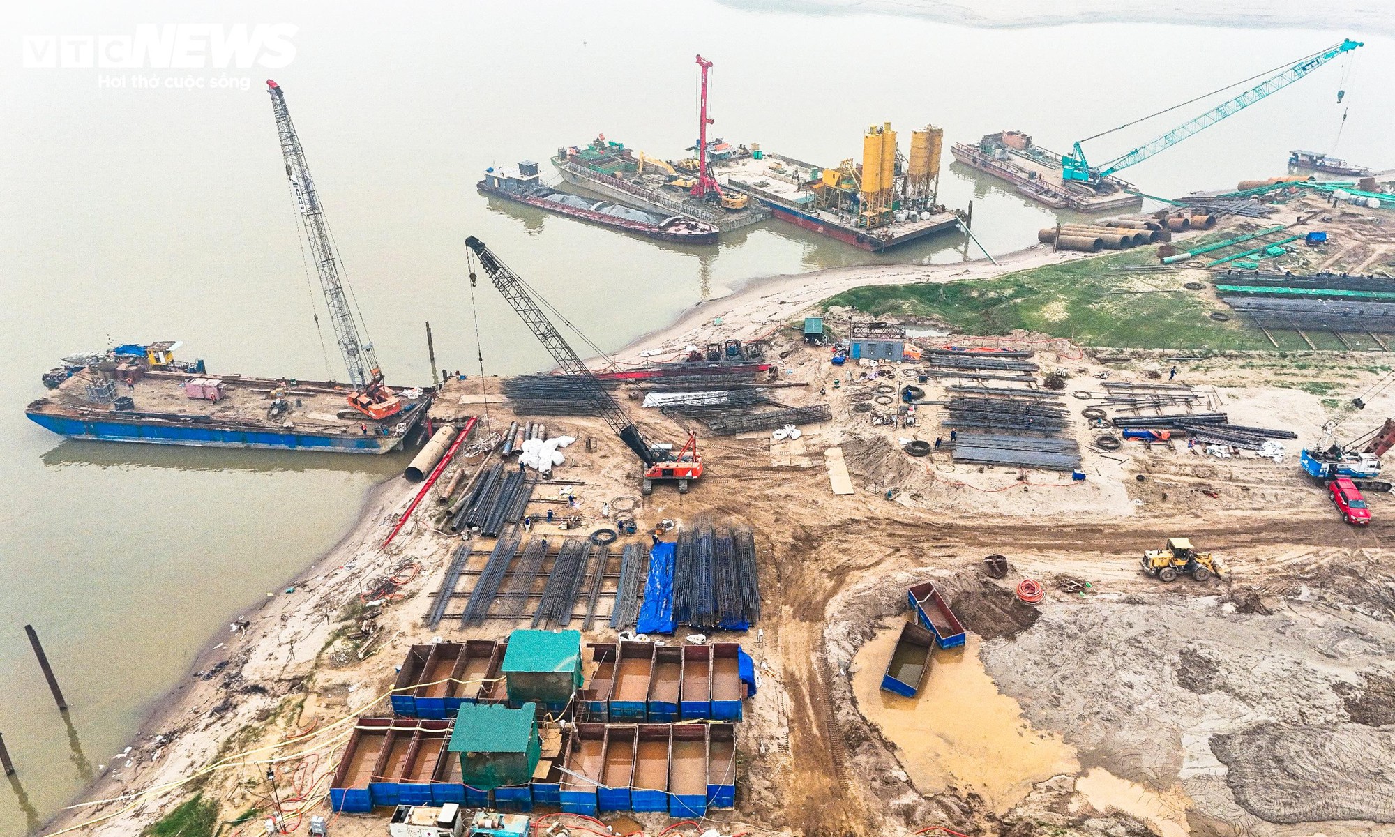 Toàn cảnh 7 cây cầu vượt sông Hồng được Hà Nội khởi công trong năm 2025- Ảnh 13.