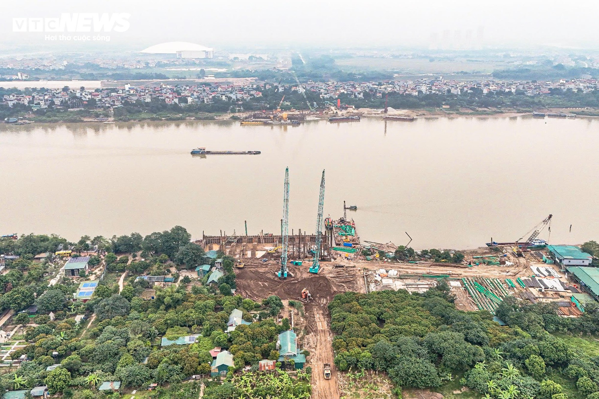 Toàn cảnh 7 cây cầu vượt sông Hồng được Hà Nội khởi công trong năm 2025- Ảnh 3.