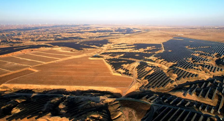 Trung Quốc lại khiến cả thế giới trầm trồ: Sắp vận hành “pin không khí siêu lạnh” lớn nhất thế giới trên sa mạc, sản xuất 180 triệu kWh điện/năm- Ảnh 1.