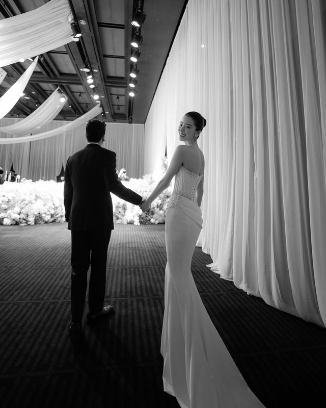 Bộ ảnh cưới chưa từng công bố của đại mỹ nhân Irene và chồng: Đẹp hơn ngôn tình, vạn vật phải đổ rạp- Ảnh 1.