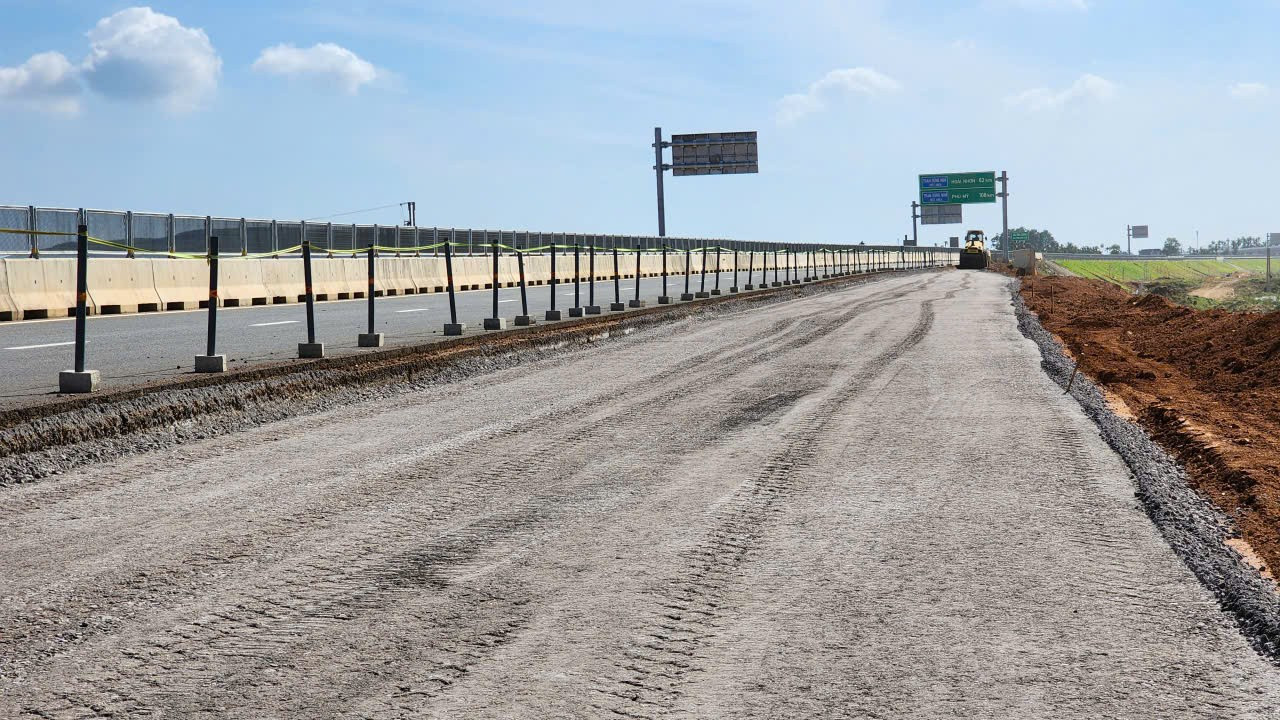 Cận cảnh thi công trạm dừng nghỉ trên cao tốc Quảng Ngãi – Hoài Nhơn- Ảnh 14.