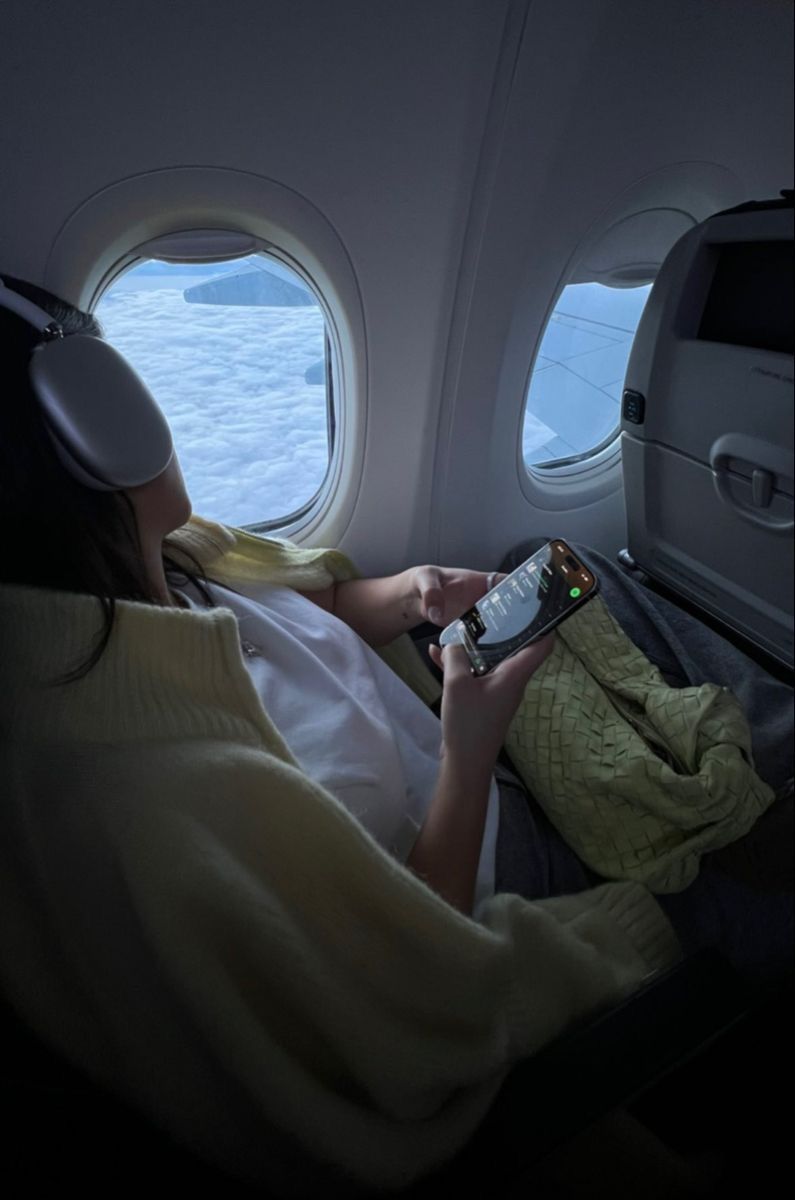 1 chỉ vàng bằng 4 cái vé máy bay về quê ăn Tết, nghĩ mà buồn- Ảnh 1.