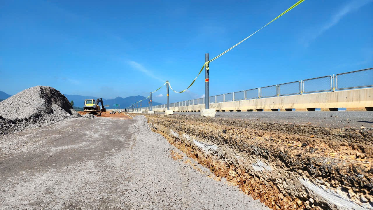 Cận cảnh thi công trạm dừng nghỉ trên cao tốc Quảng Ngãi – Hoài Nhơn- Ảnh 15.