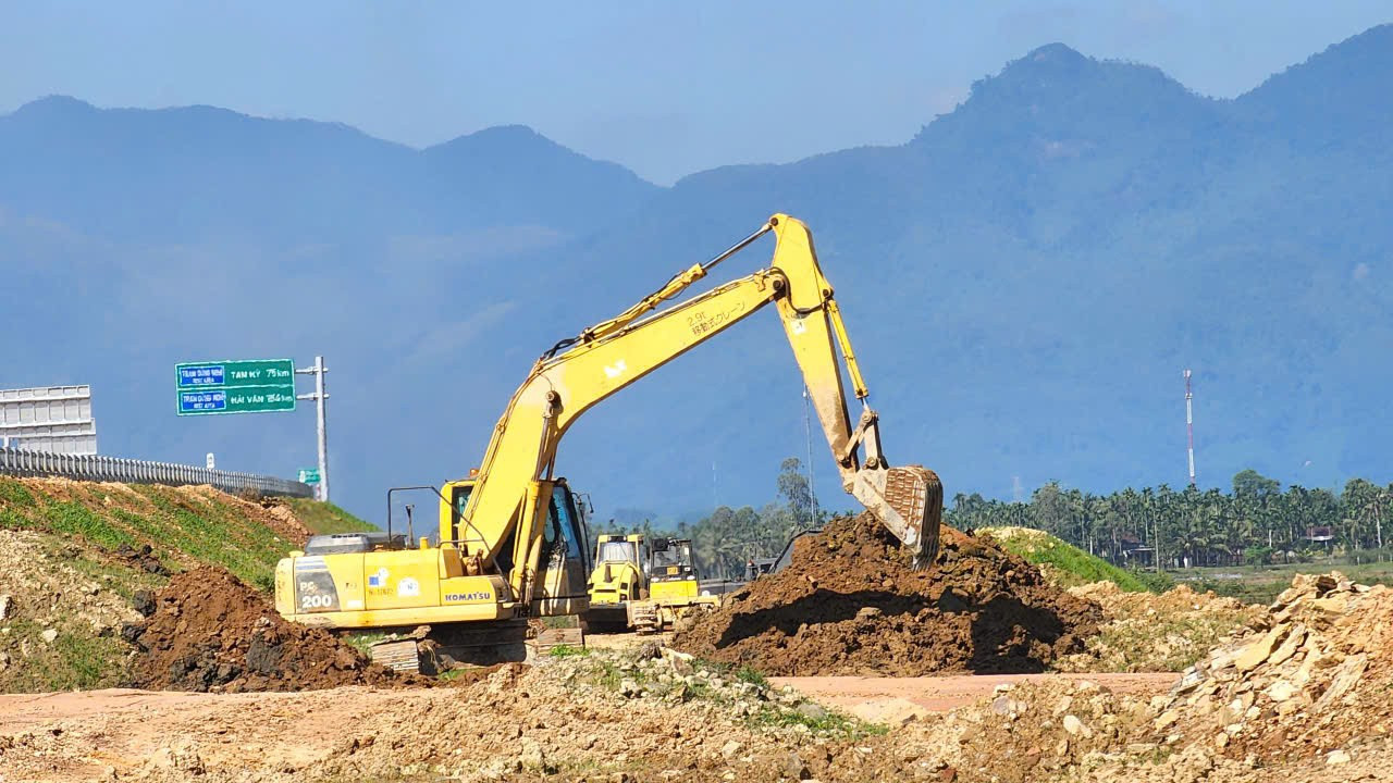 Cận cảnh thi công trạm dừng nghỉ trên cao tốc Quảng Ngãi – Hoài Nhơn- Ảnh 12.