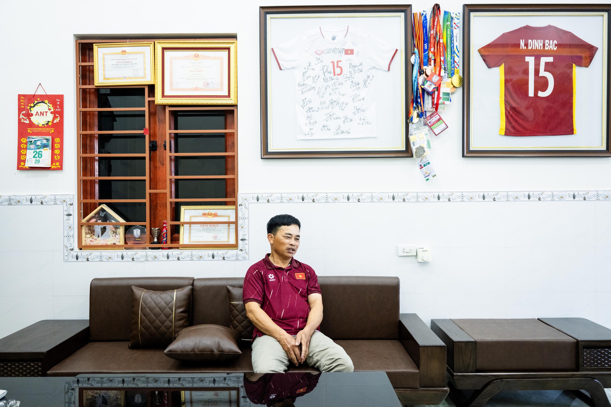 Bố mẹ Đình Bắc phản hồi tin con trai đang yêu Á hậu Cẩm Ly- Ảnh 2.