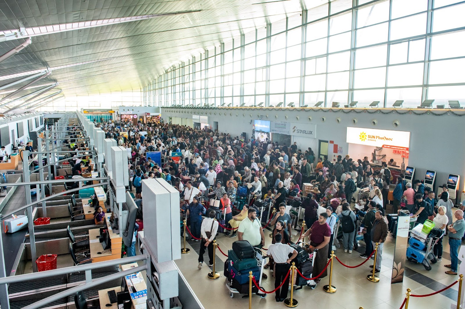 Sân bay Phú Quốc liên tục lập kỷ lục ngay trong tháng 1- Ảnh 1.