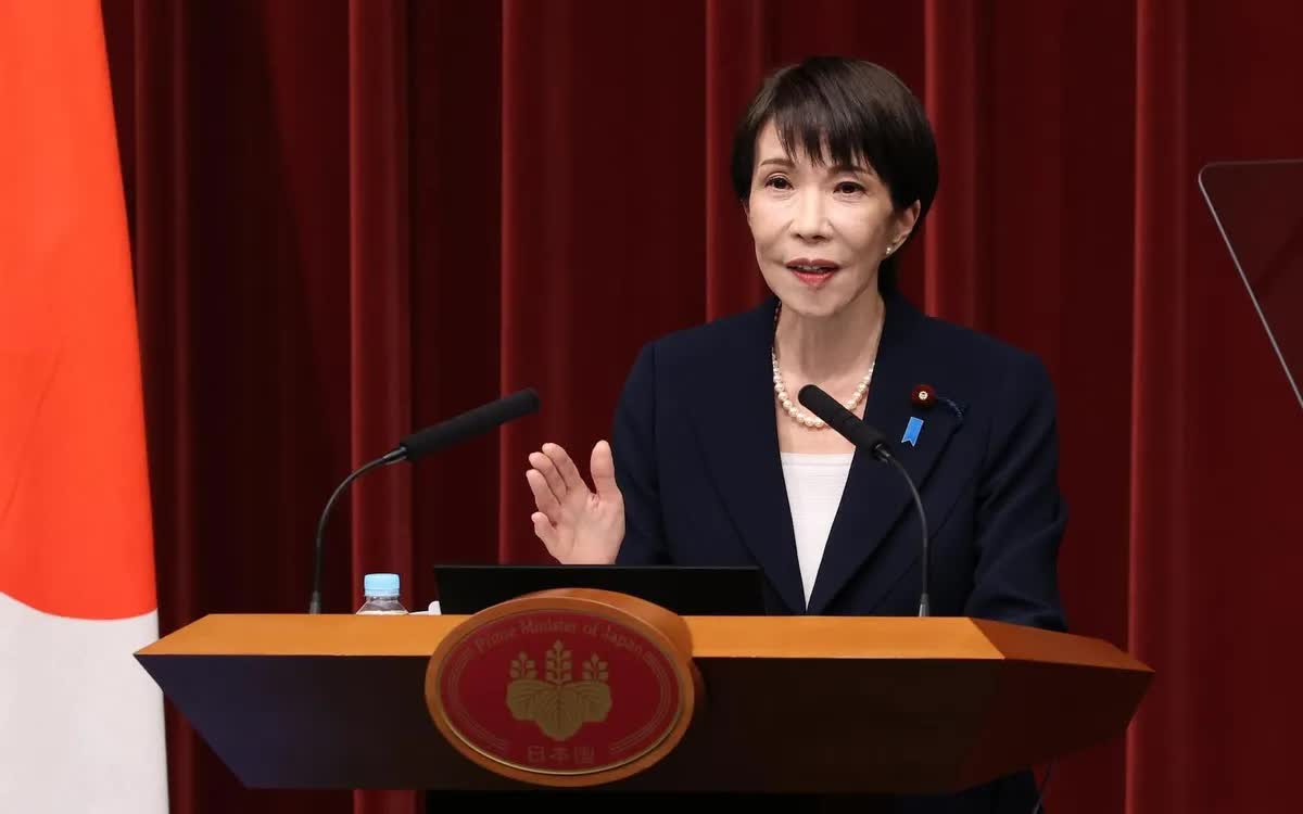 Thủ tướng Nhật Bản Sanae Takaichi phát biểu trong cuộc họp báo tại dinh thự riêng, ngày 19/1/2026 (Ảnh: AP)