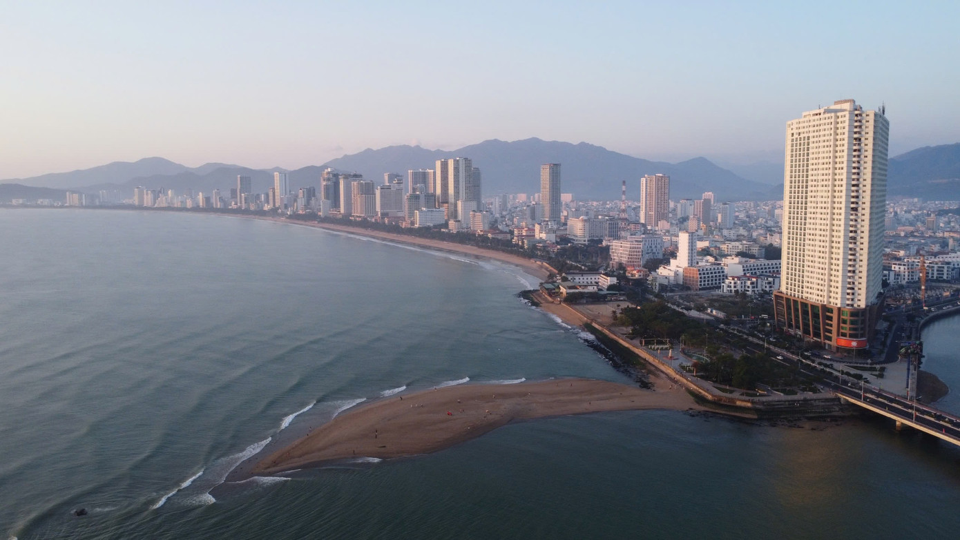 Nha Trang xuất hiện cồn cát độc lạ hình cá heo- Ảnh 7.