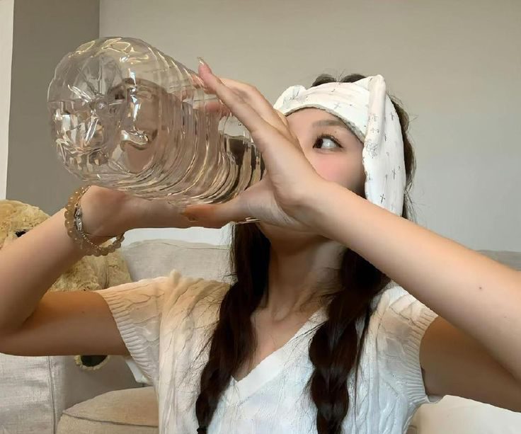 Thận sợ gì nhất? Bác sĩ tiết lộ 6 thói quen "phá thận" còn nhanh hơn nhịn tiểu, nhiều người không ngờ đến! - Ảnh 3.